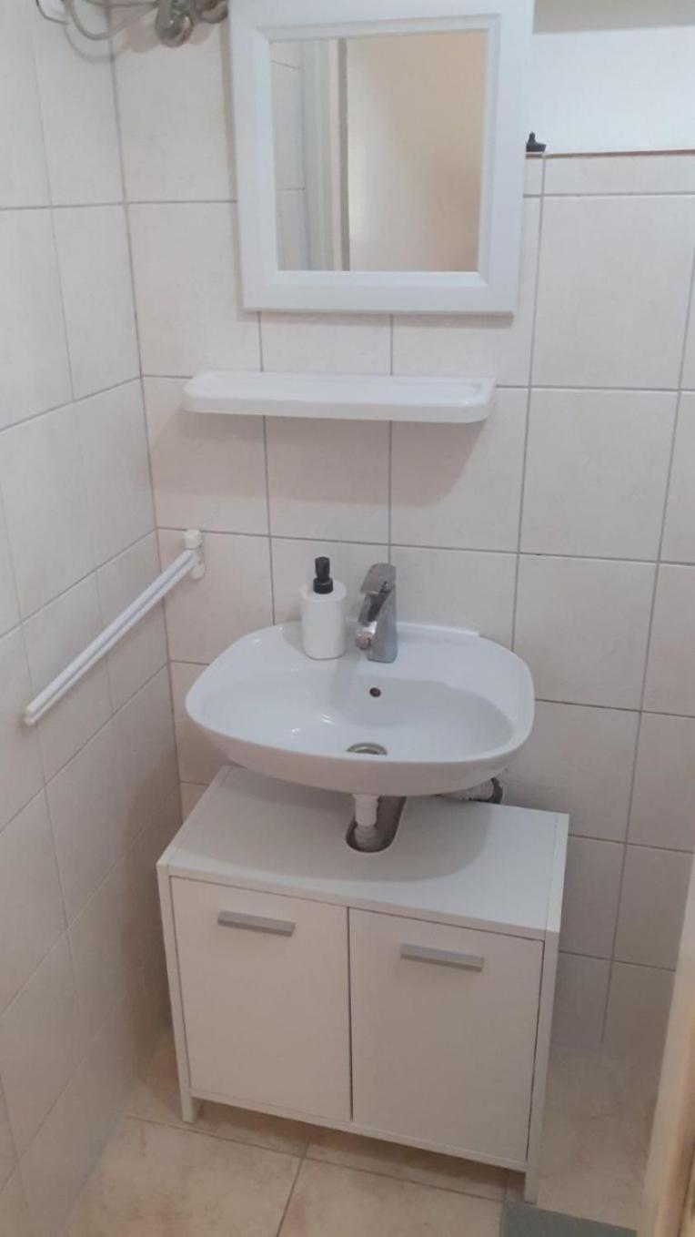 Apartments Dobri - 500M From Beach ニン エクステリア 写真